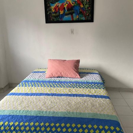 Hostel Kumho Home 麦德林 外观 照片