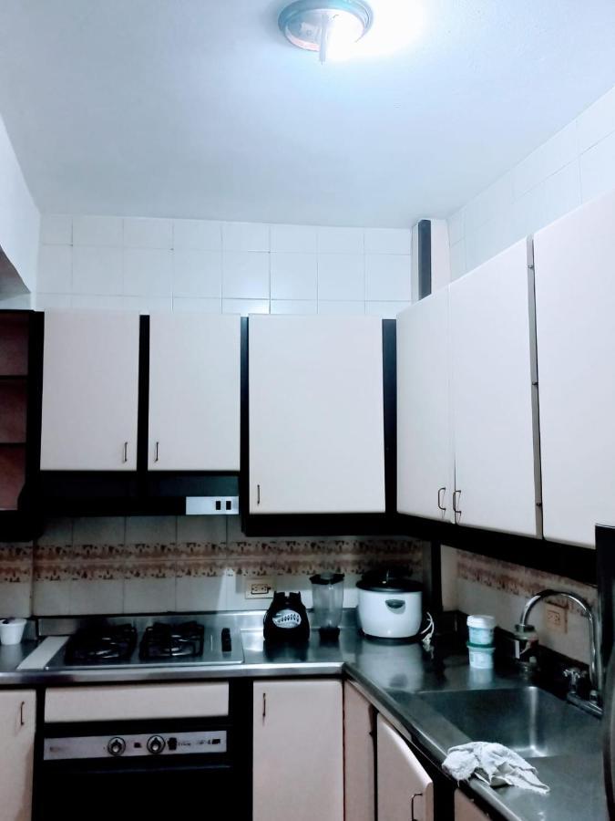 Hostel Kumho Home 麦德林 外观 照片