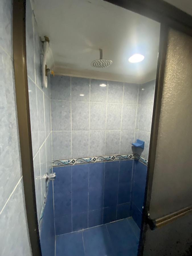 Hostel Kumho Home 麦德林 外观 照片