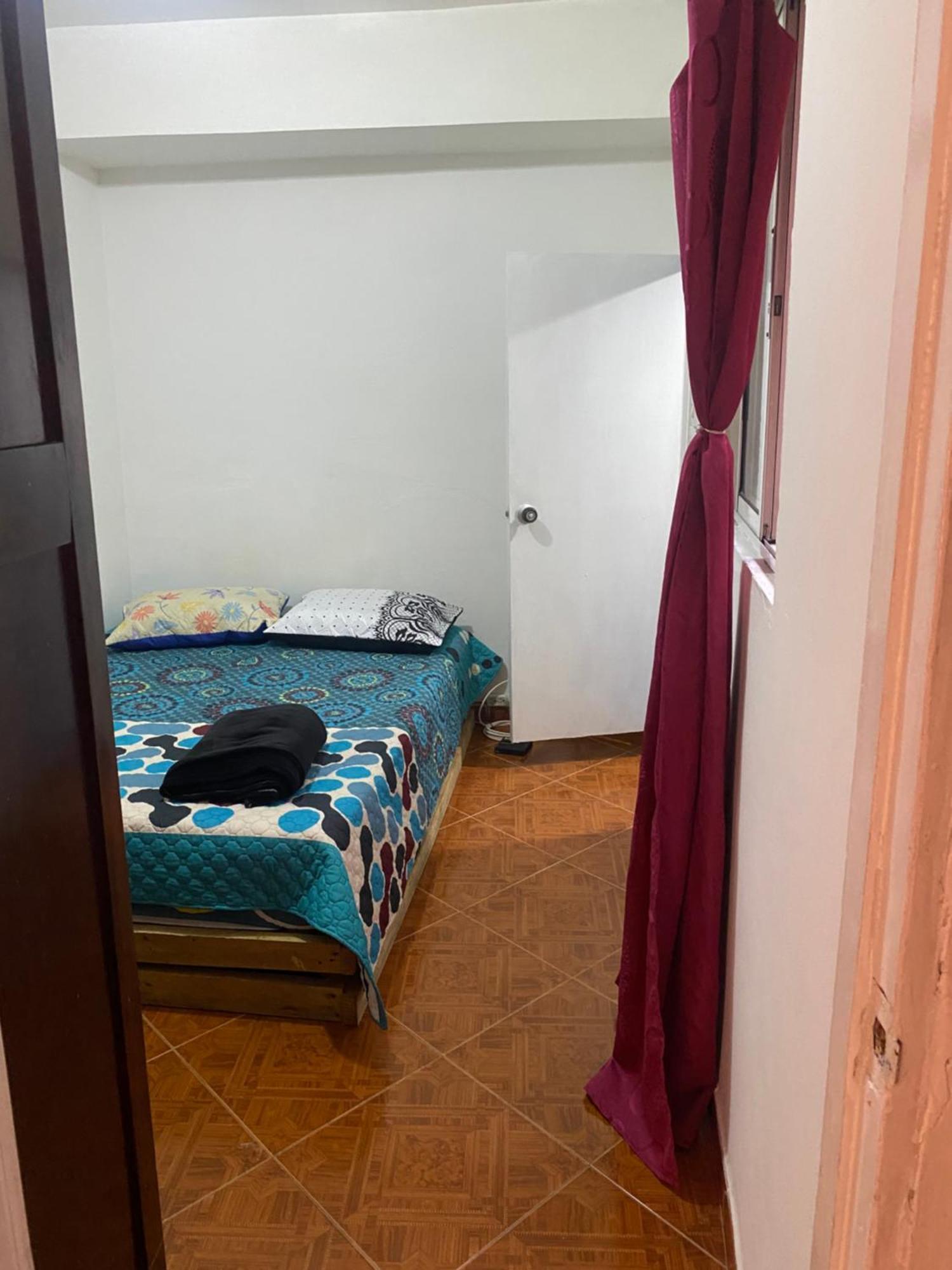 Hostel Kumho Home 麦德林 外观 照片