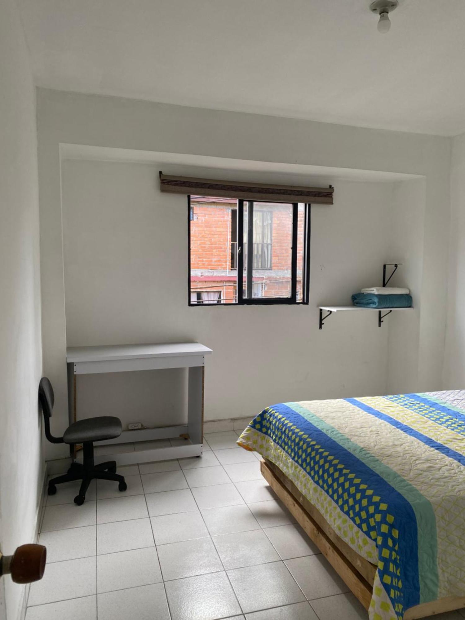 Hostel Kumho Home 麦德林 外观 照片
